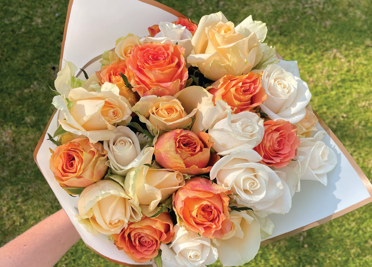 Seasonal Mix Rose Bouquet – The Sweet Magnolia